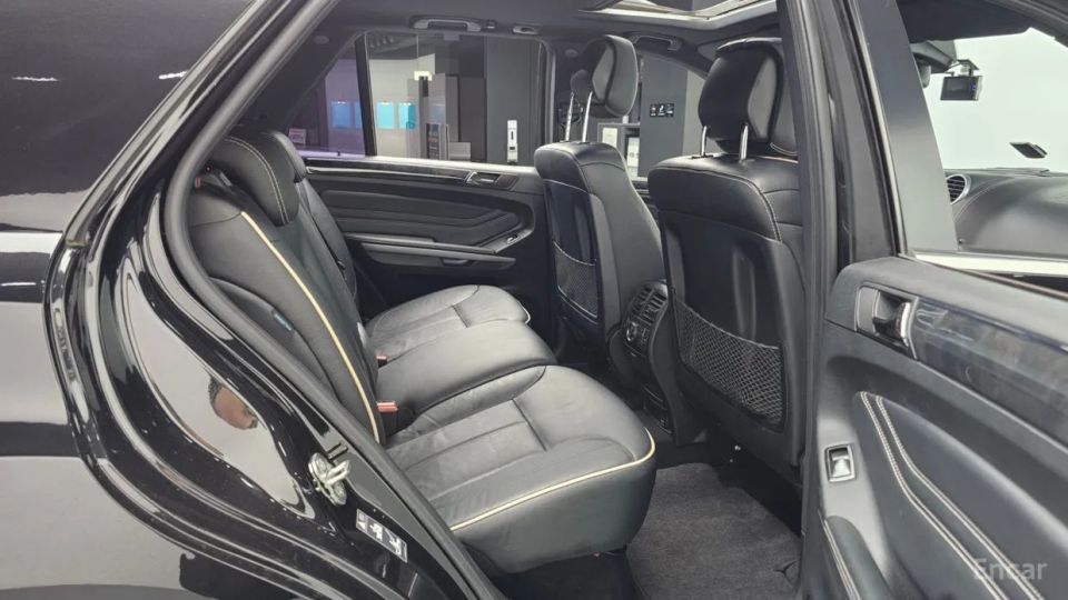 Mercedes-Benz M-class
