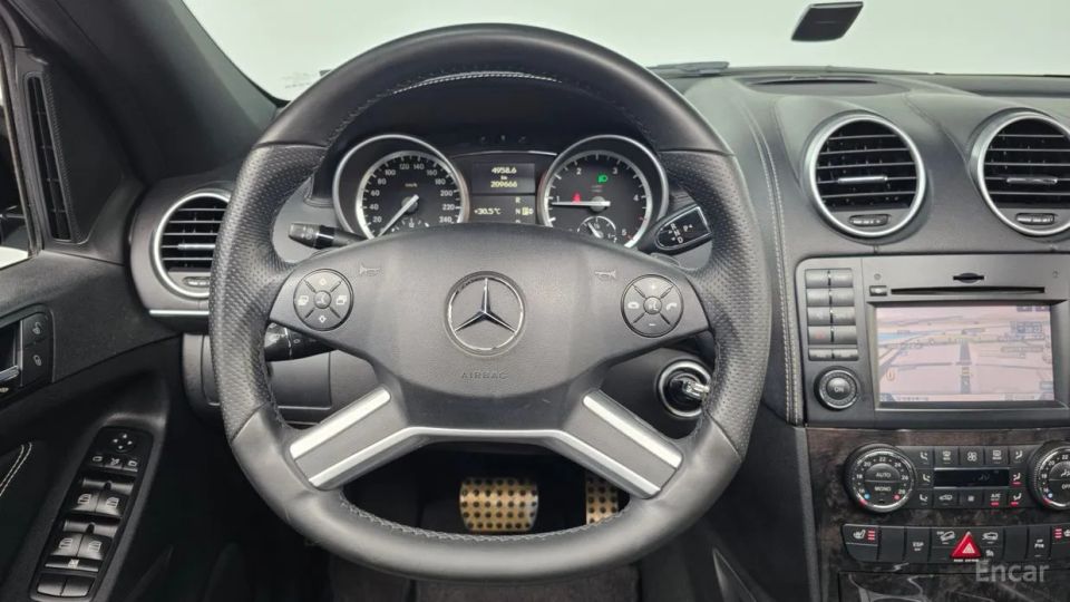 Mercedes-Benz M-class