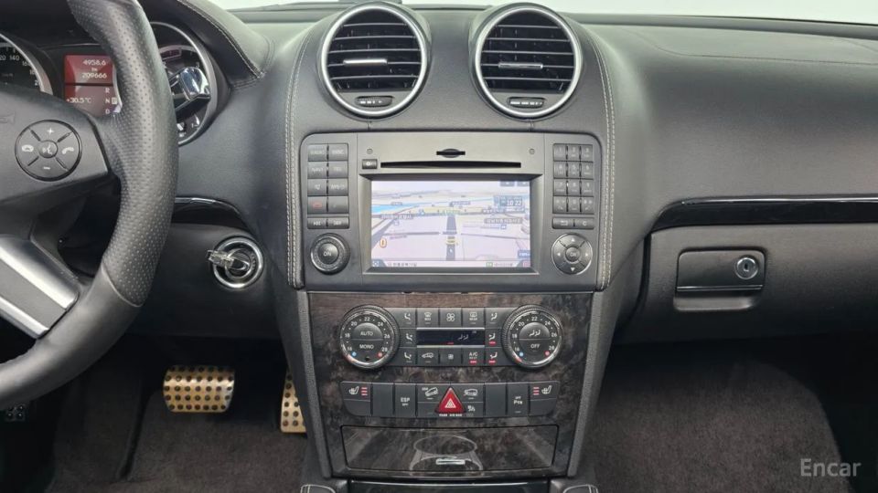 Mercedes-Benz M-class