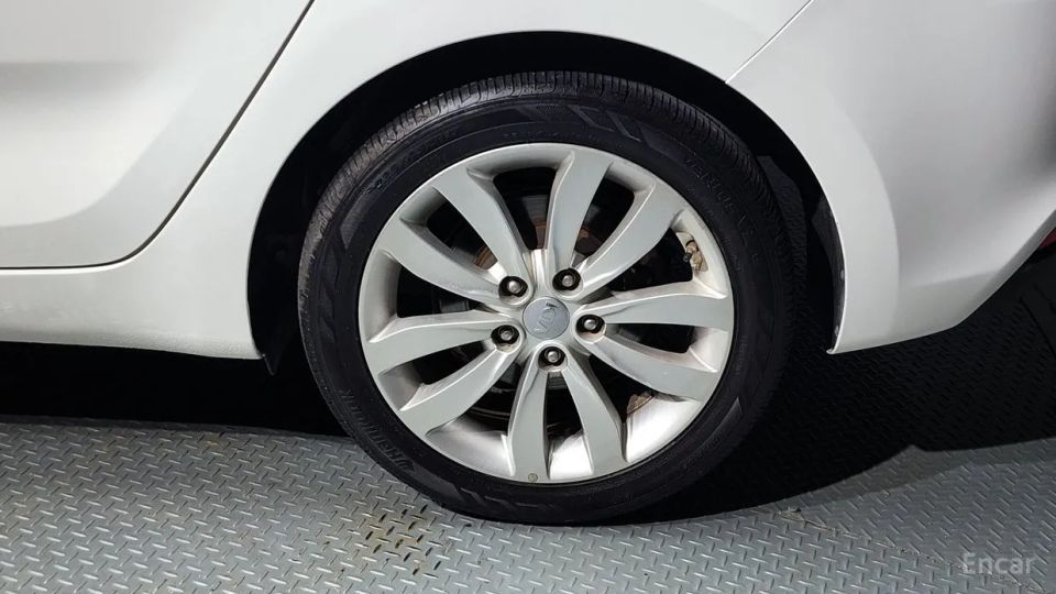 Kia Carens