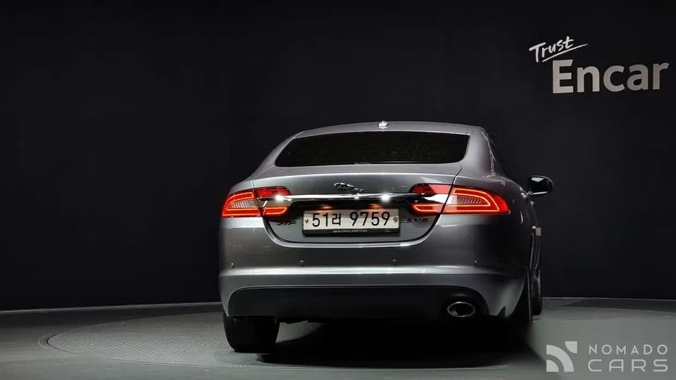 Jaguar xf