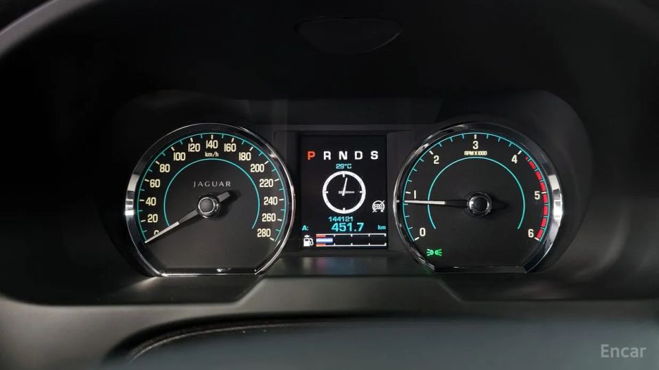 Jaguar xf