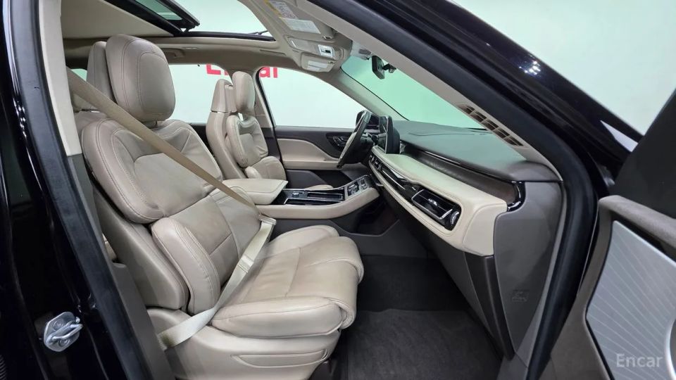 Lincoln Aviator