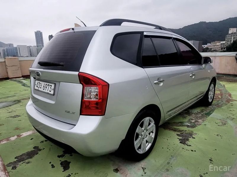 Kia Carens