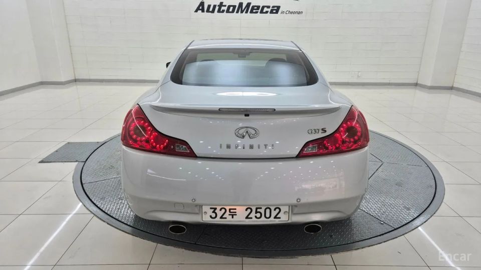 Infiniti G