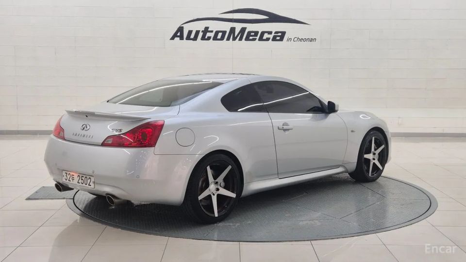 Infiniti G