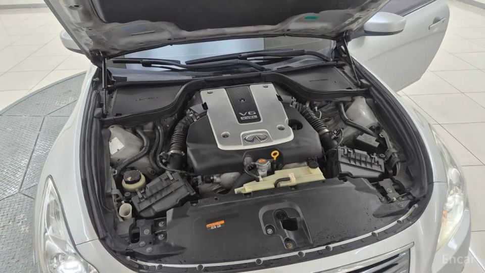Infiniti G