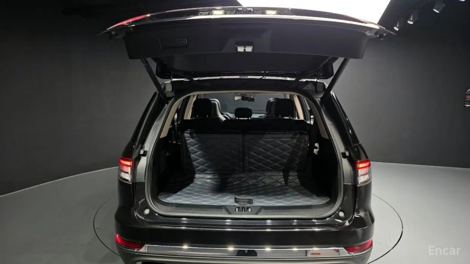 Lincoln Aviator