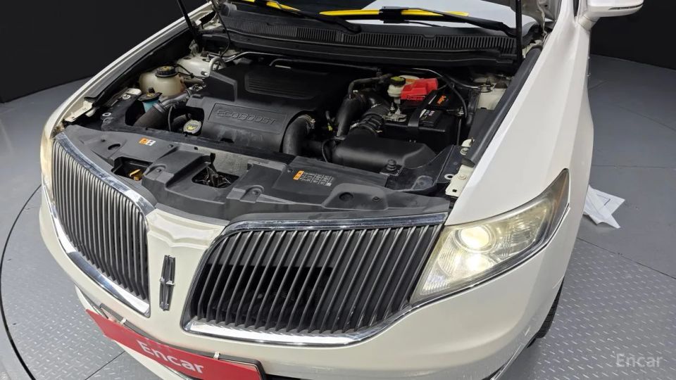 Lincoln MKT