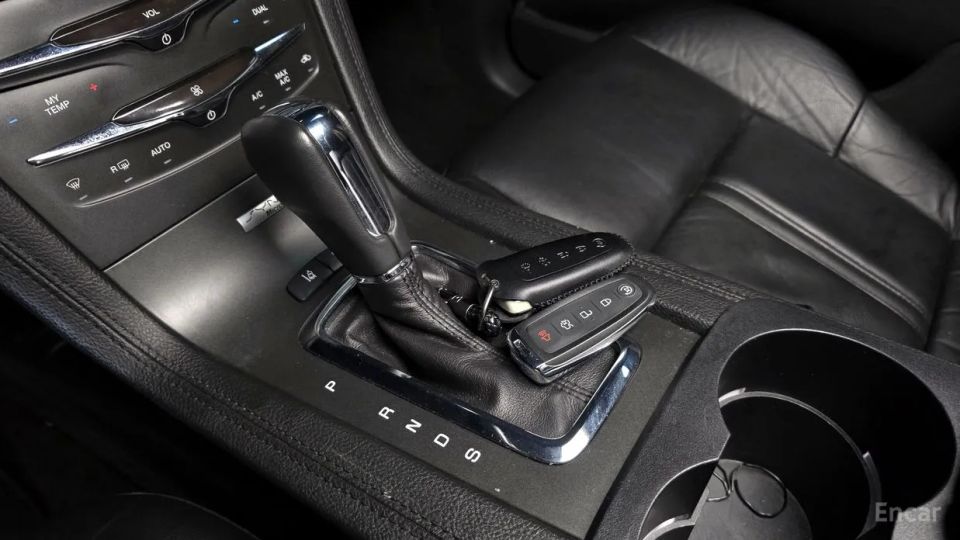 Lincoln MKT