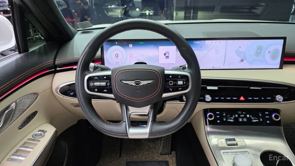Genesis GV70