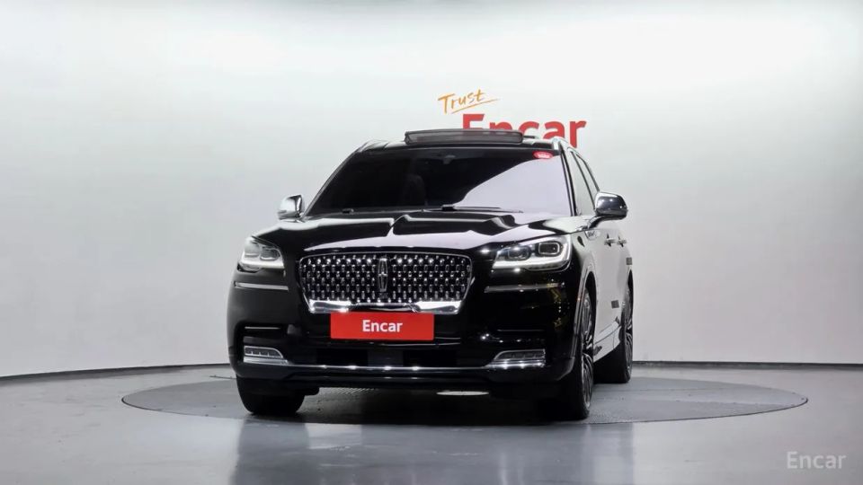 Lincoln Aviator
