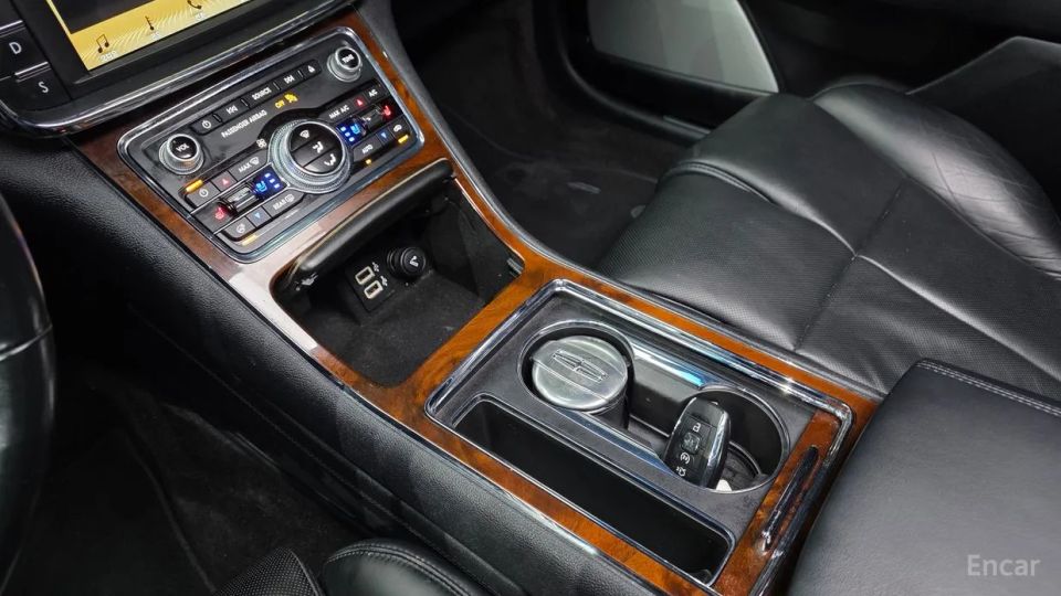 Lincoln Continental