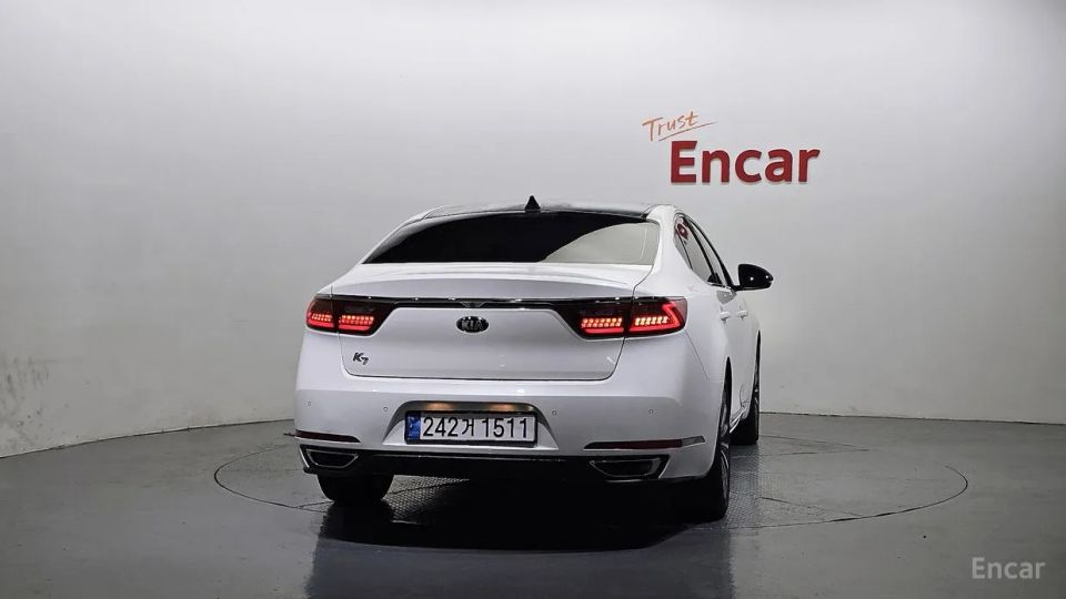 Kia K7