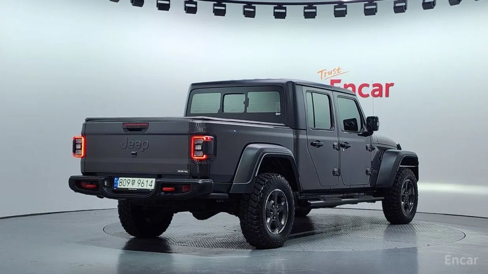 Jeep gladiator