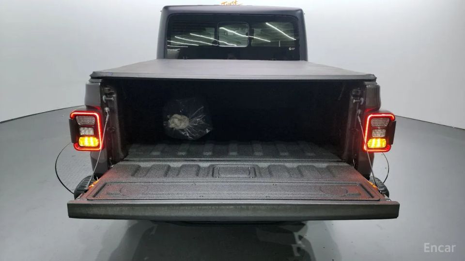 Jeep gladiator