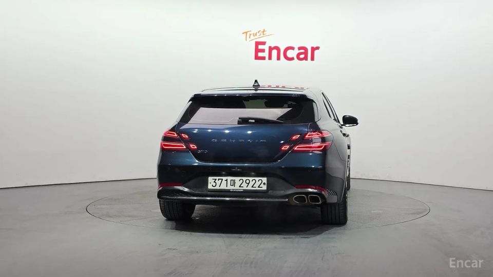 Genesis G70