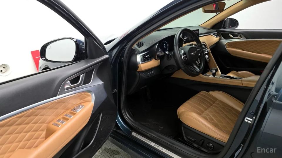 Genesis G70