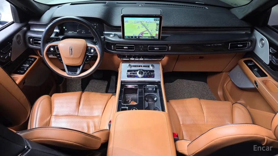 Lincoln Aviator