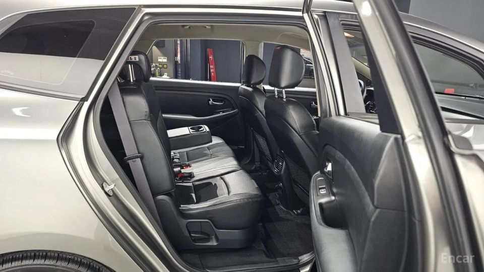 Kia Carens