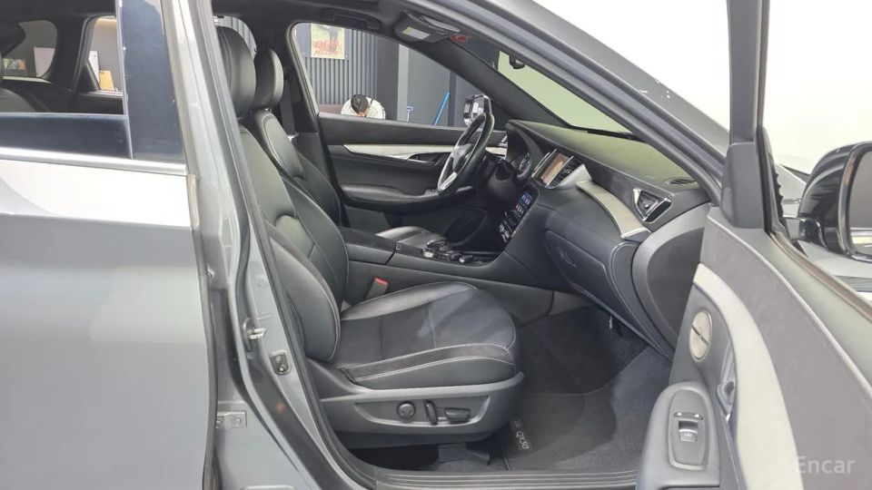 Infiniti QX50