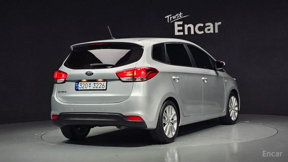 Kia Carens