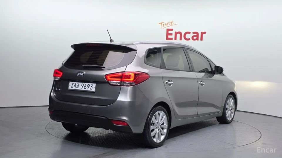 Kia Carens