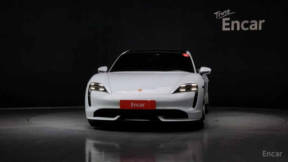 Porsche Taycan