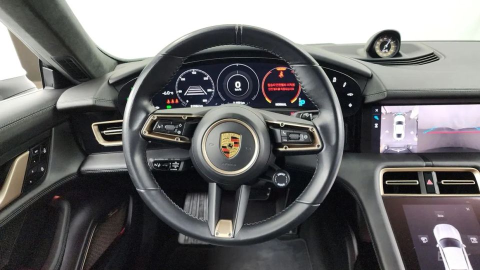 Porsche Taycan