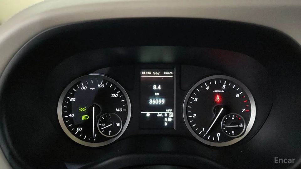 Mercedes-Benz V-Class