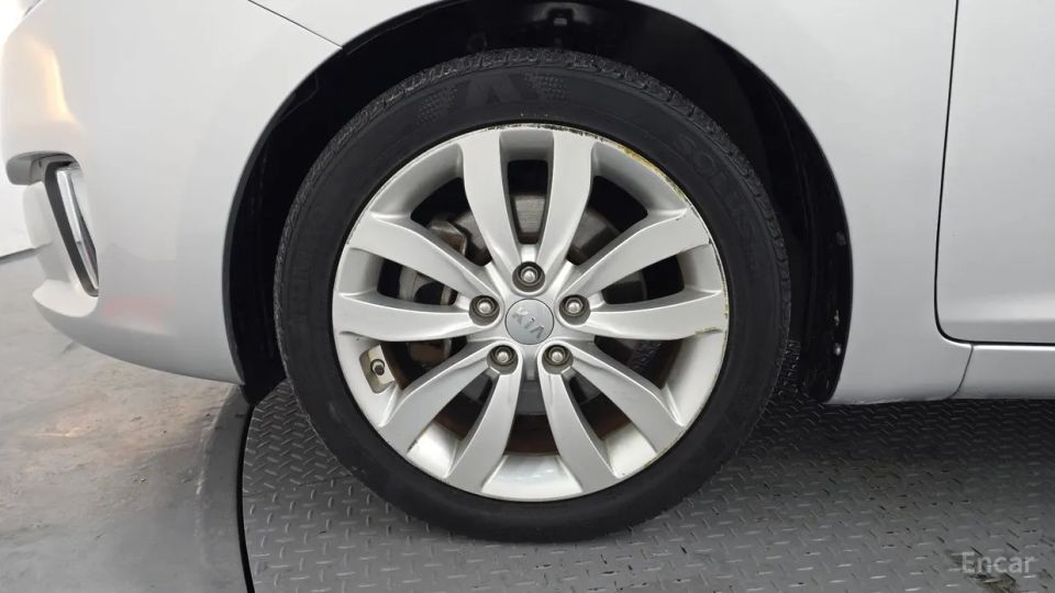 Kia Carens