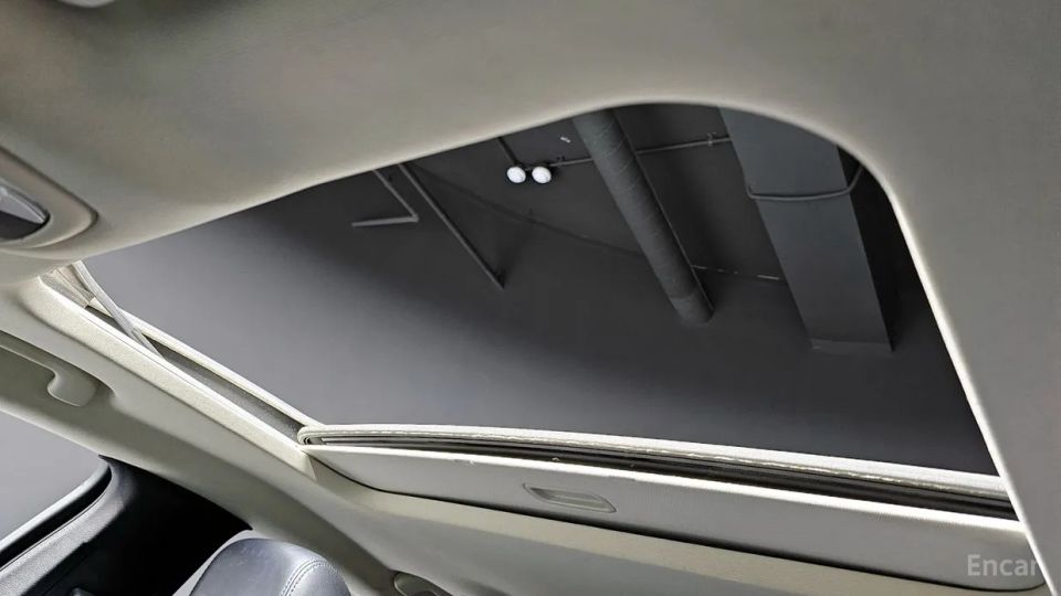 Chrysler 200