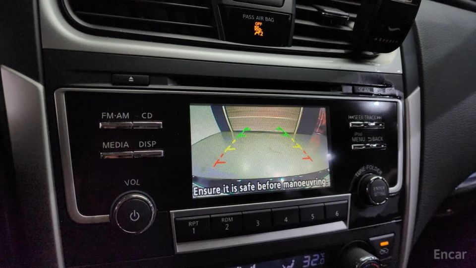 Nissan altima