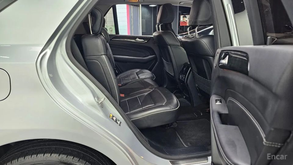 Mercedes-Benz M-class