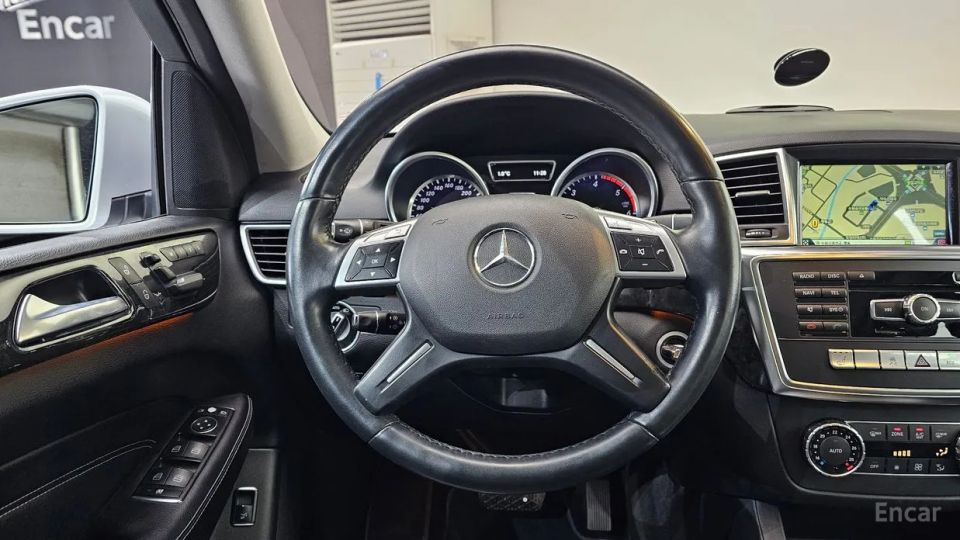 Mercedes-Benz M-class