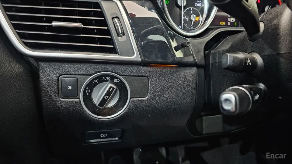 Mercedes-Benz M-class