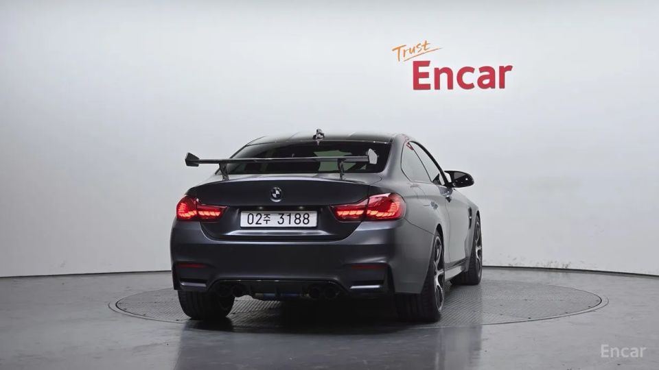 BMW M4