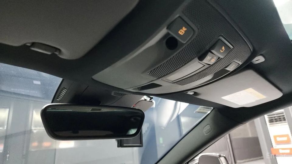 Infiniti Q30