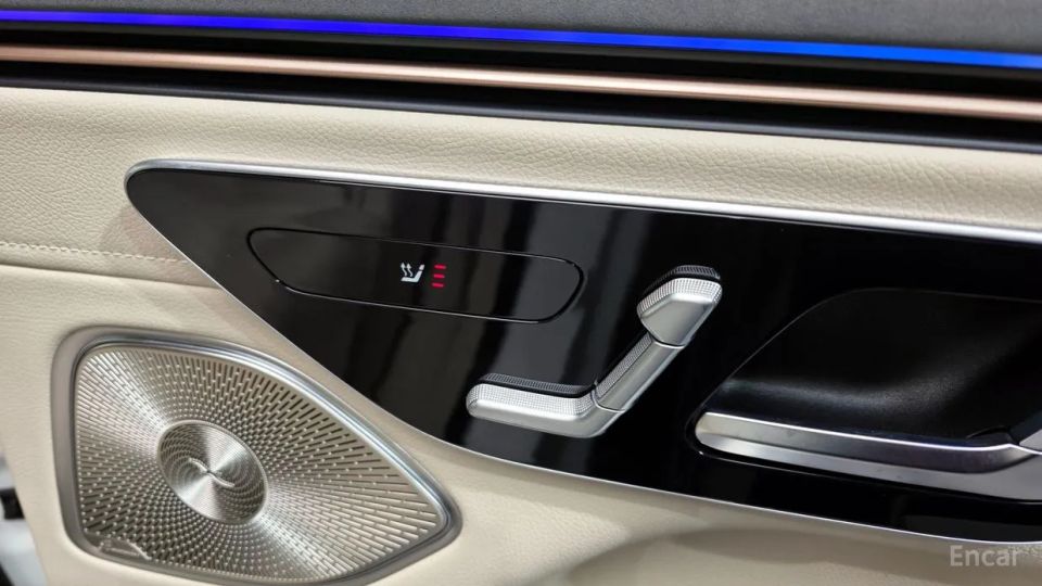 Mercedes-Benz EQS