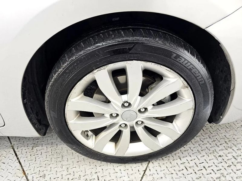 Kia Carens