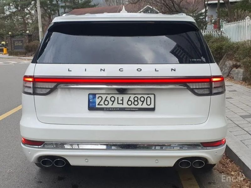 Lincoln Aviator