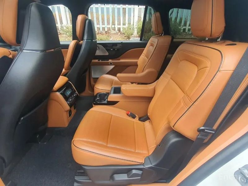 Lincoln Aviator