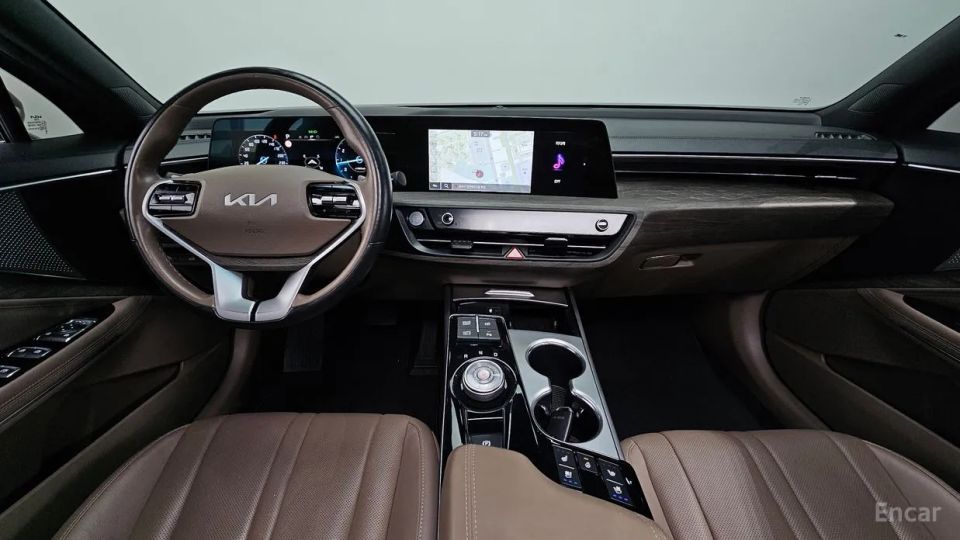 Kia K8