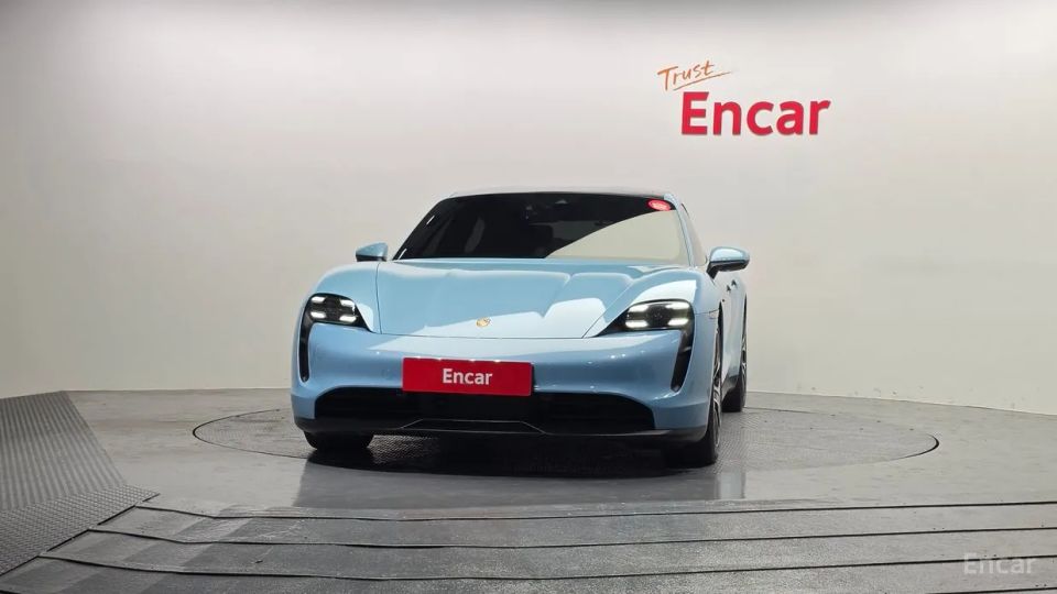 Porsche Taycan
