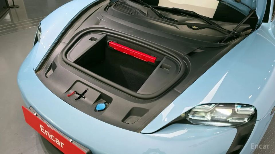 Porsche Taycan