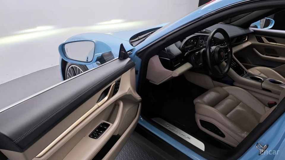 Porsche Taycan