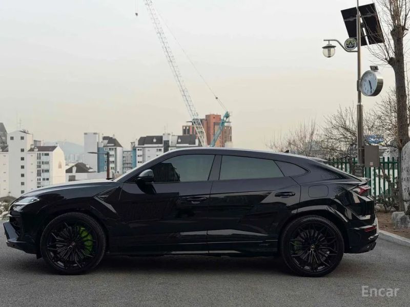Lamborghini urus