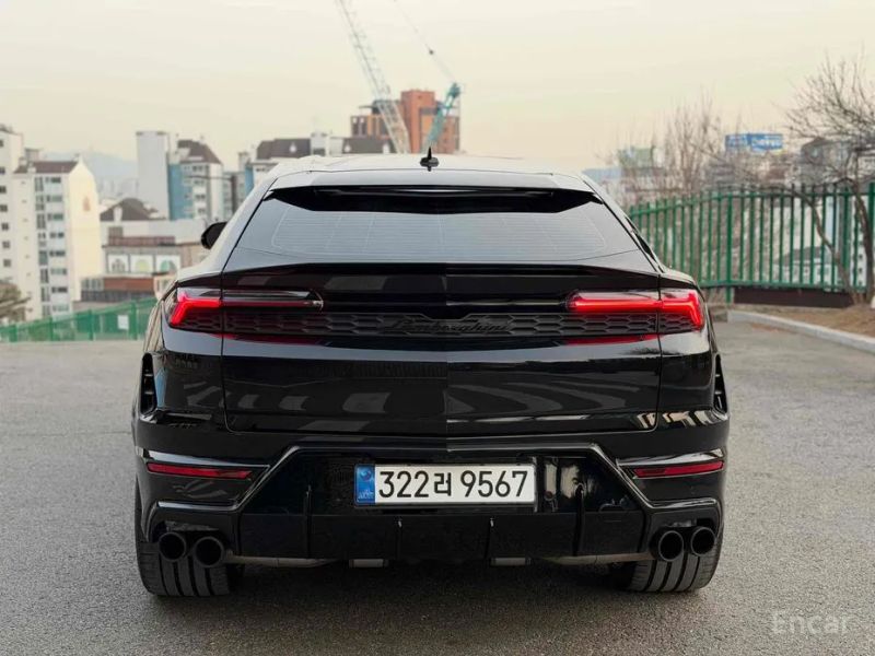 Lamborghini urus