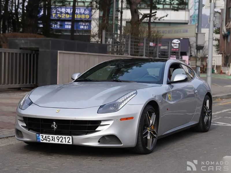 Ferrari FF