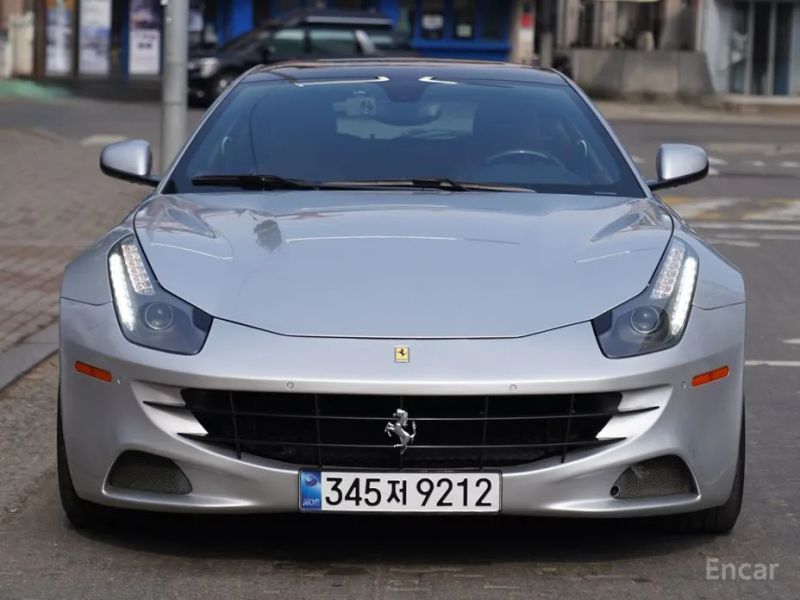 Ferrari FF